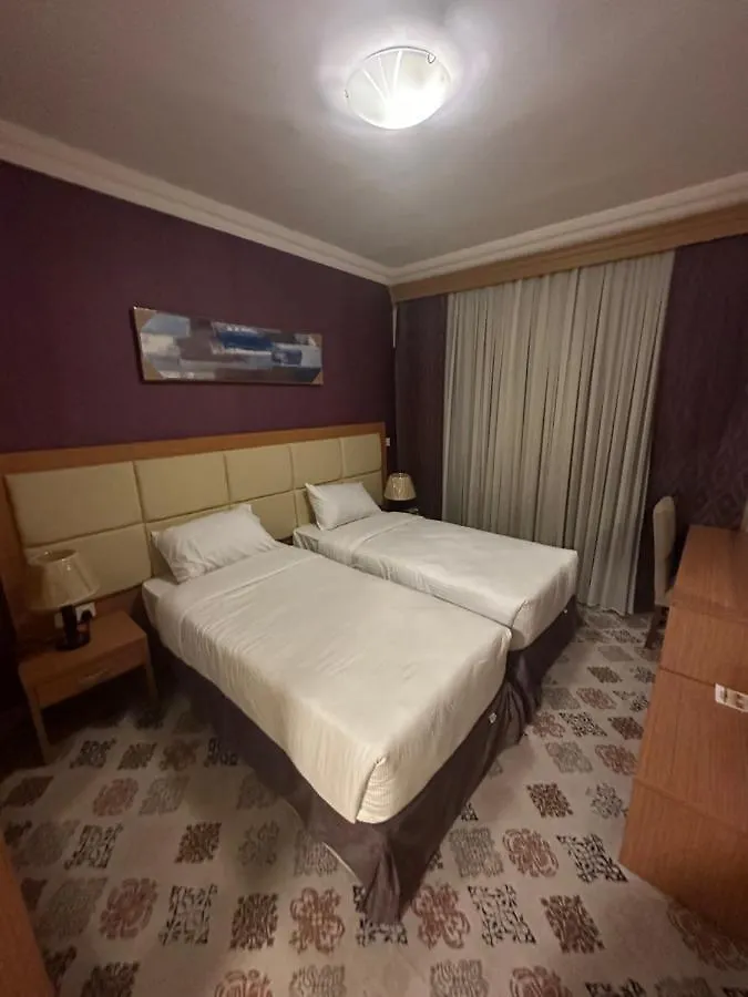 Abraj Altelal Hotel - فندق ابراج التلال Mecca Apartemen